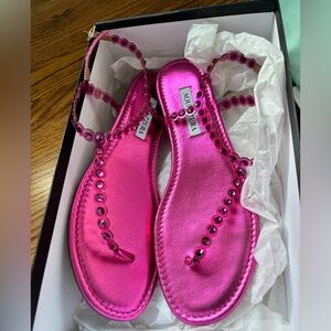 Brand new Aquazzura Tequila Thong Sandals